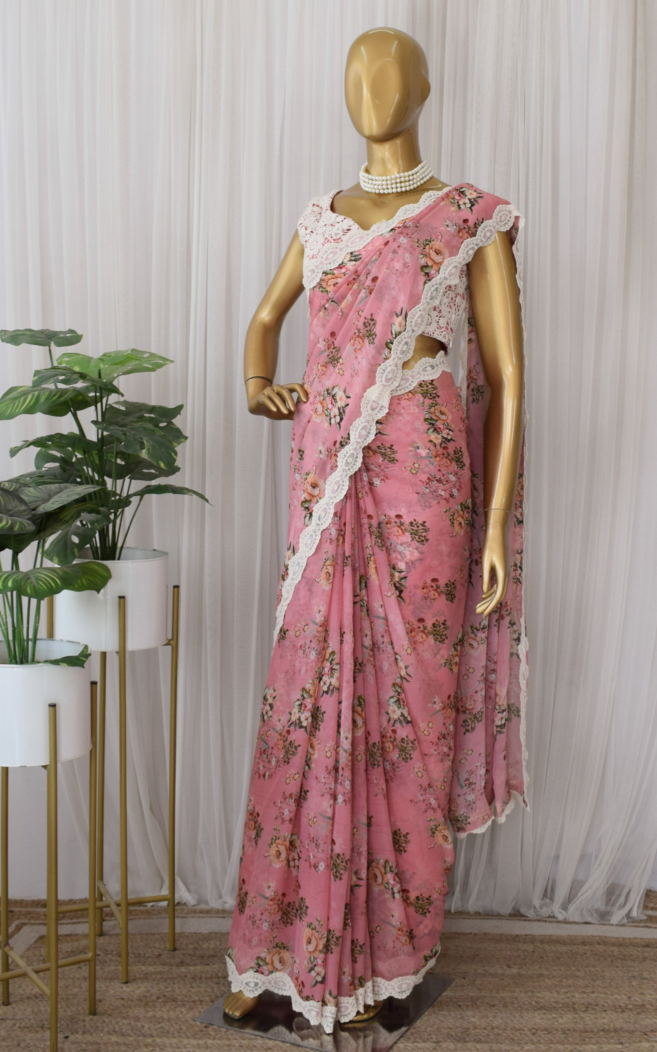 APNISHA Yellow Floral Print Saree With Unstitched Blouse