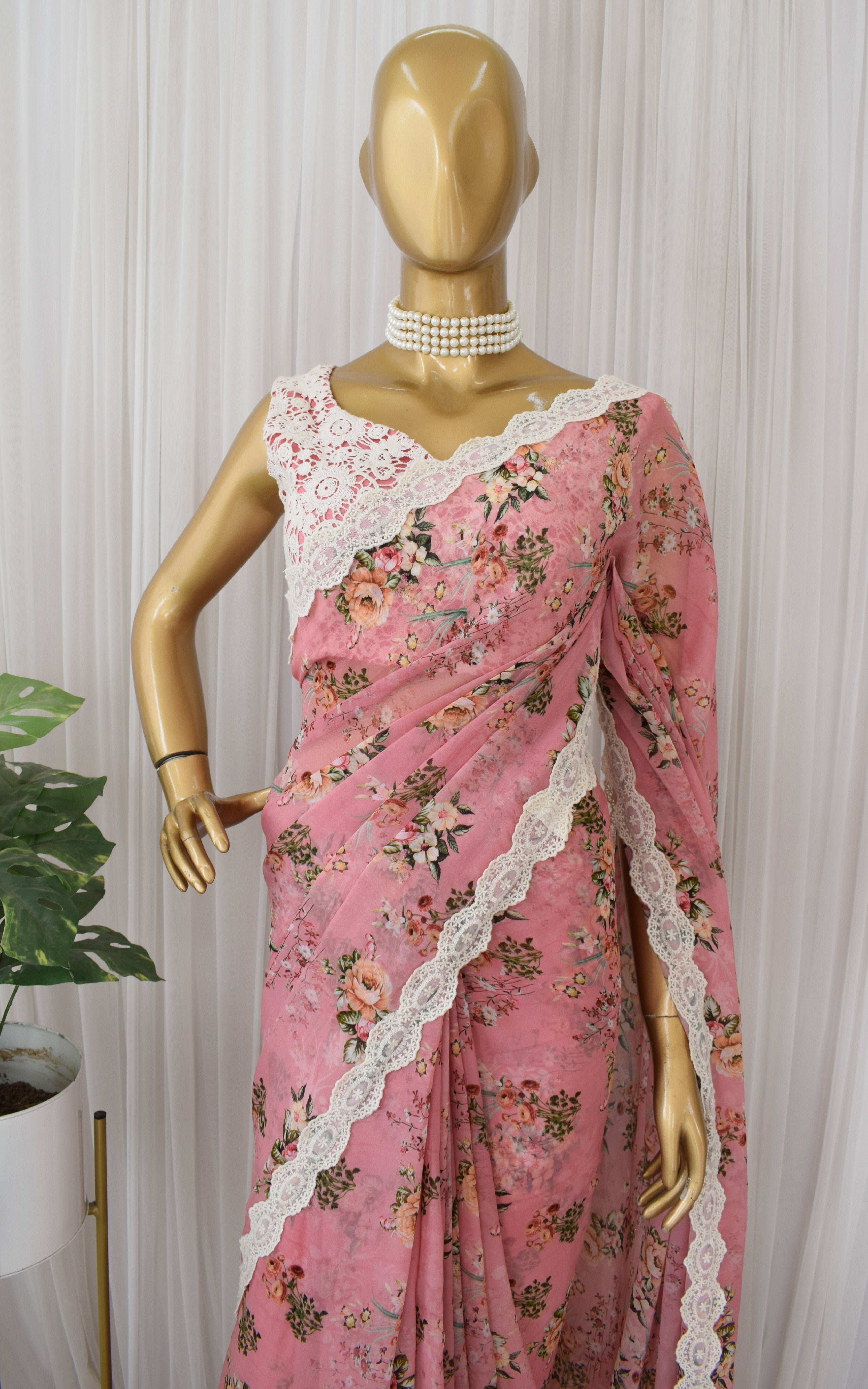 Vintage Pink Floral Printed Georgette Saree