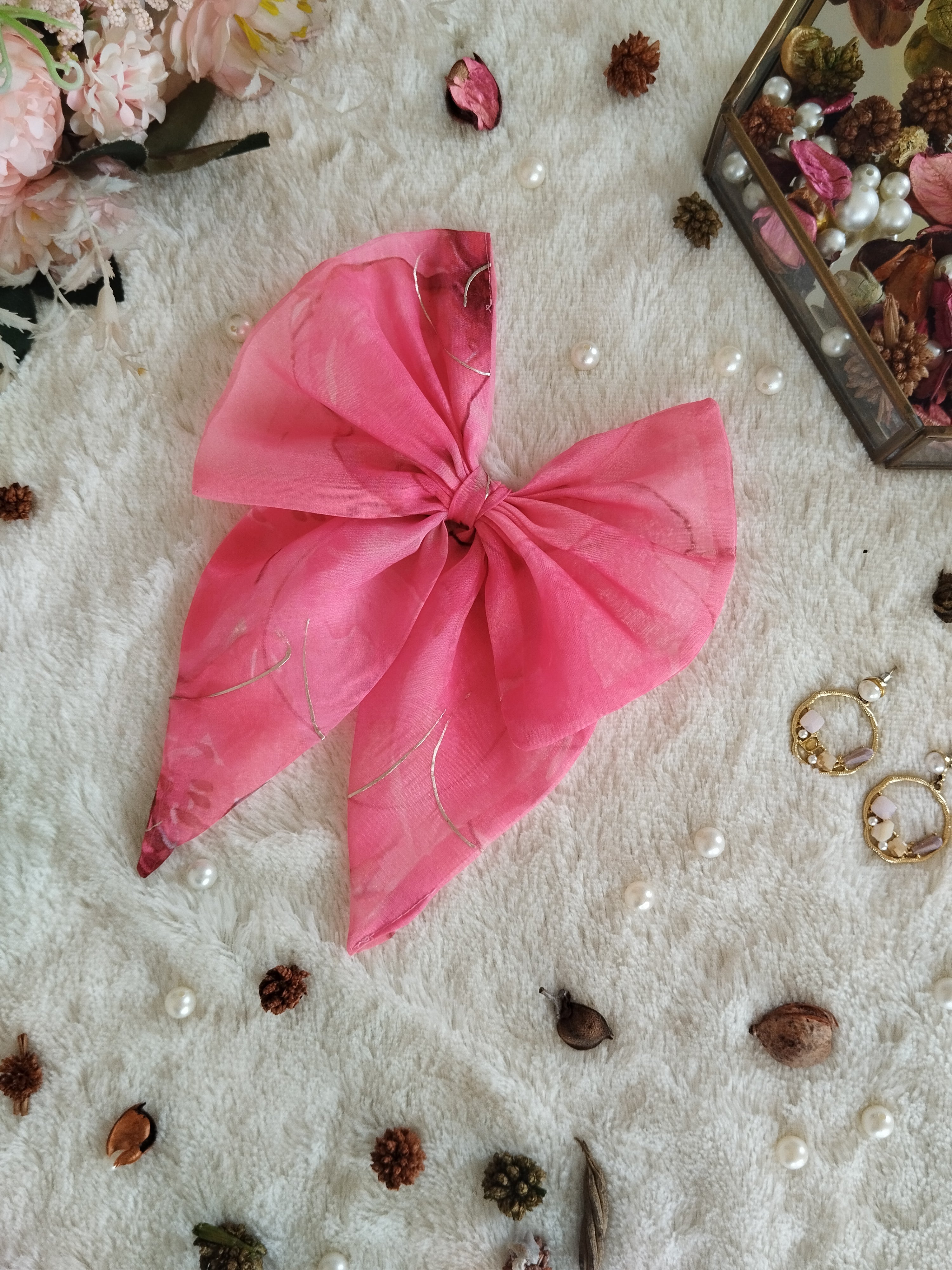 Pink Handprinted Organza Short Bow