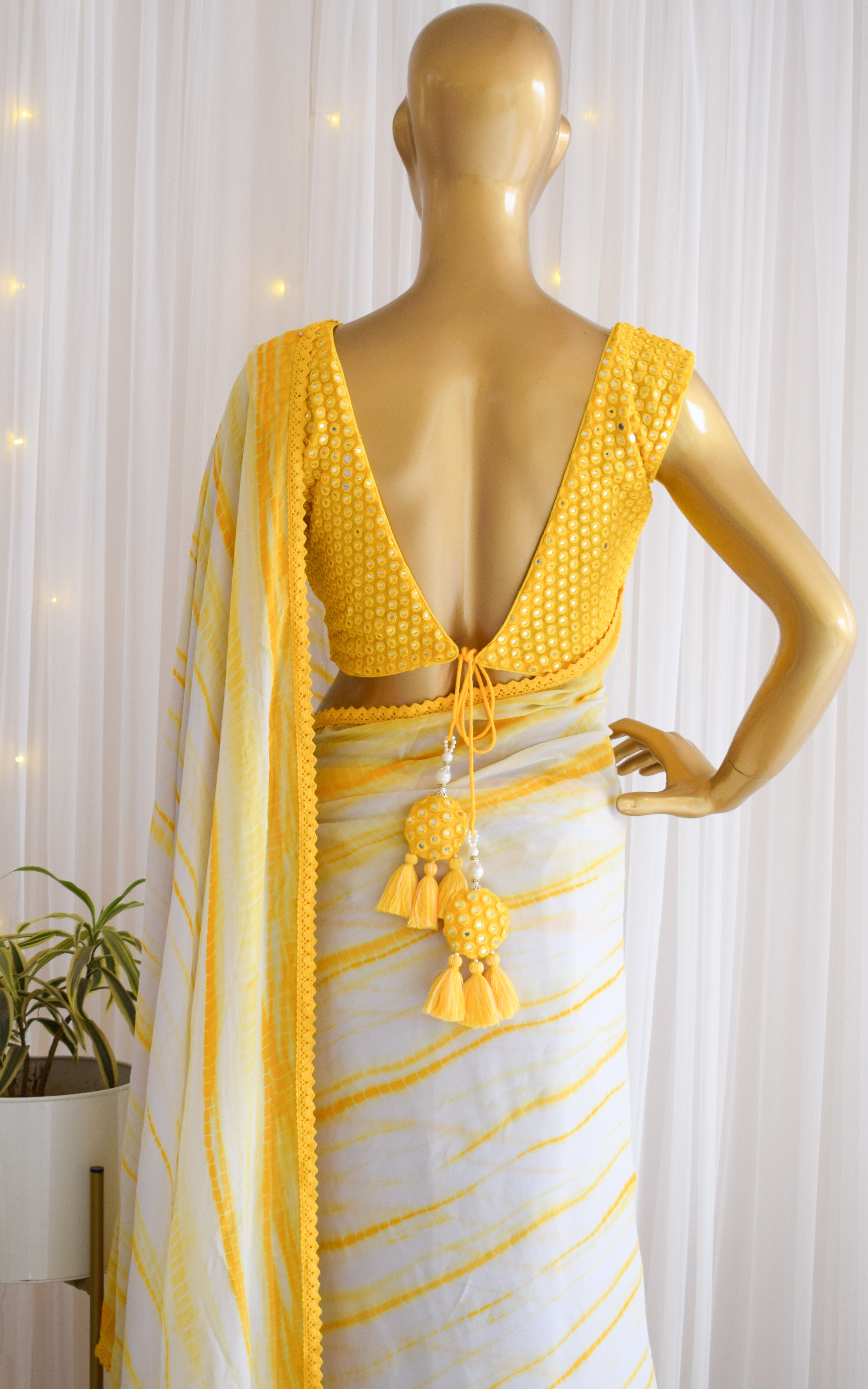 Get Your Pre- Wedding Look With These Mirror Work Sarees
