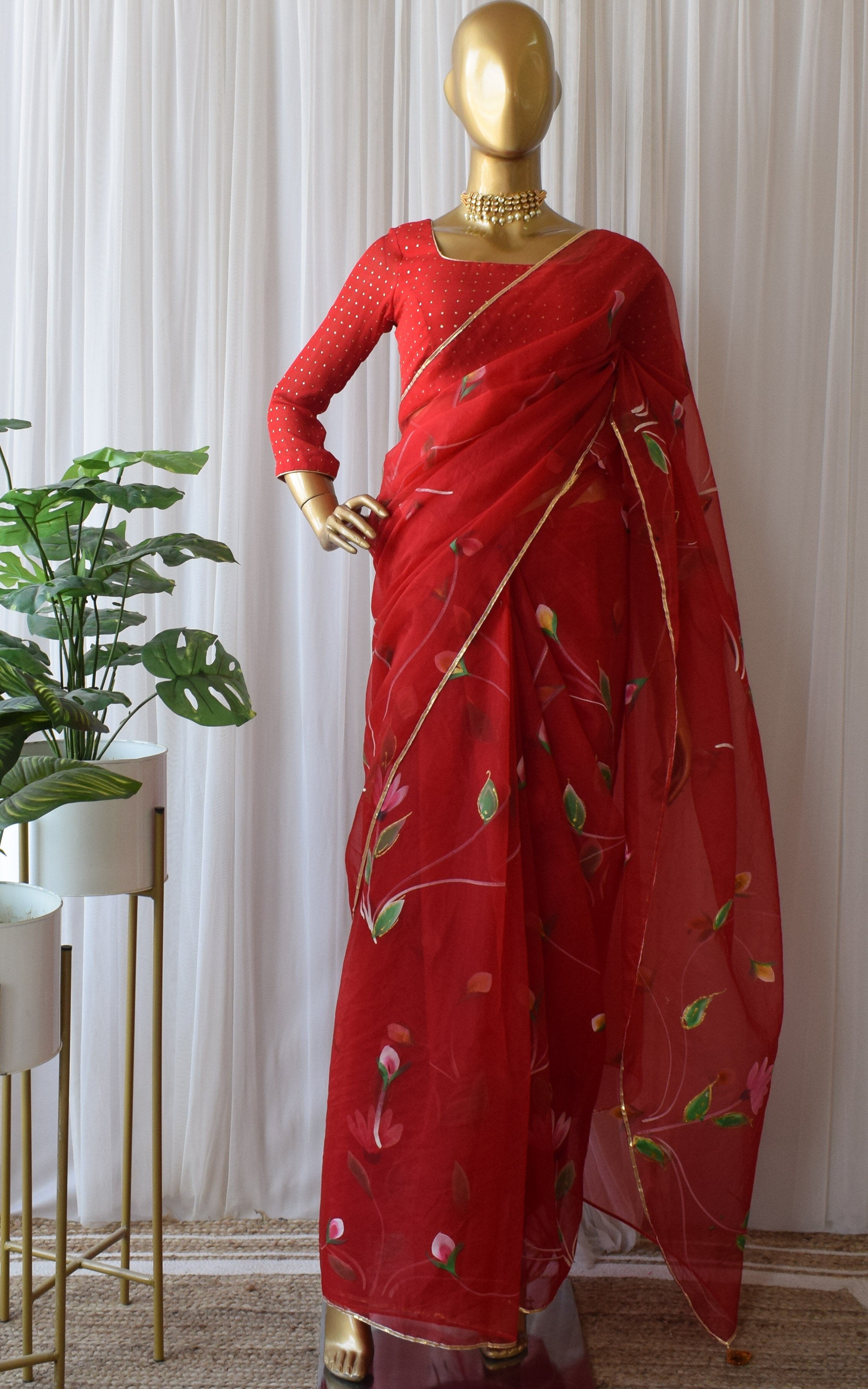 Red Plain Organza Saree | Leemboodi