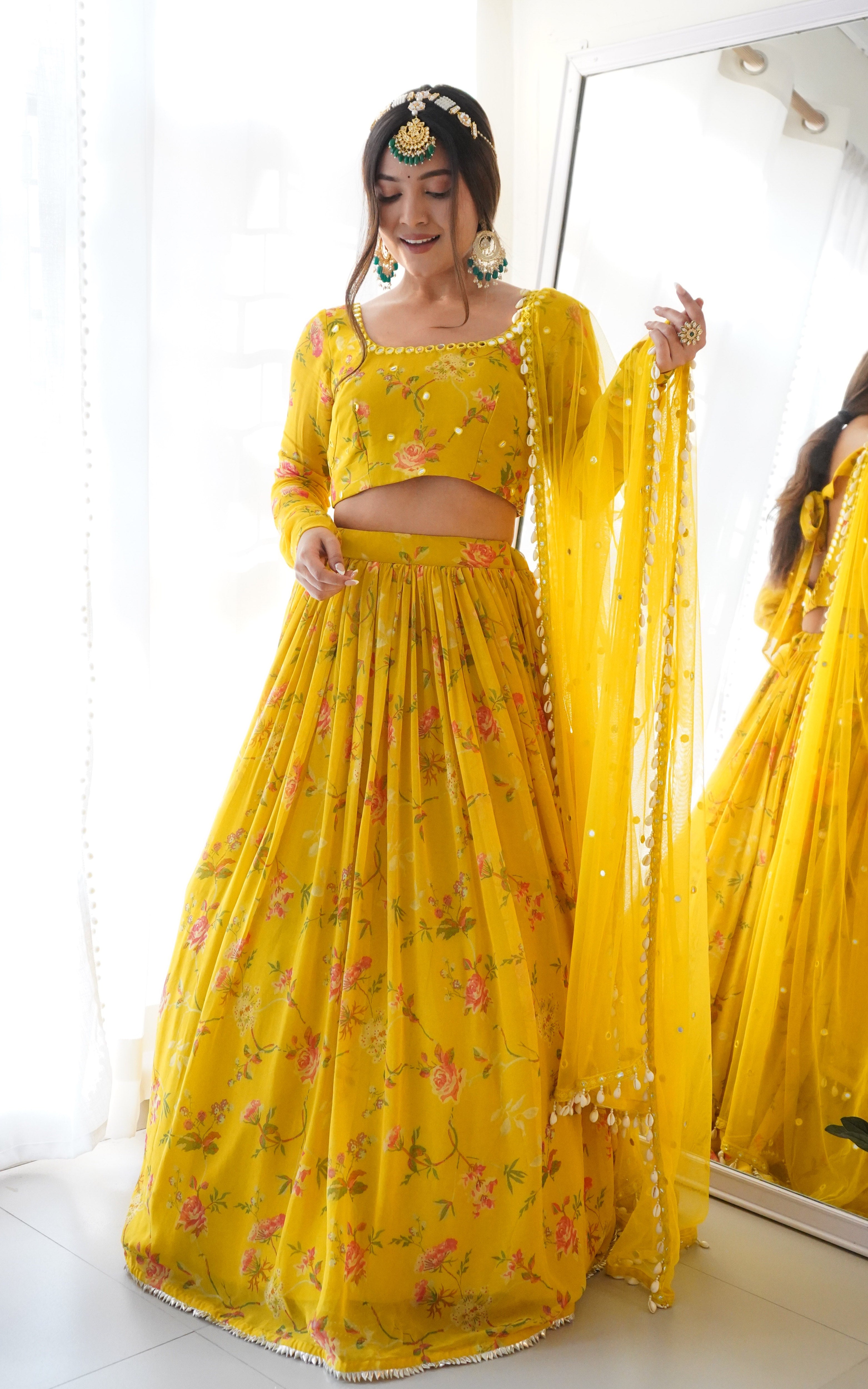 Premium Huge Flare Lehenga Choli😍Shopping in Chandni Chowk#shorts  #ashortaday #lehenga #wedding - YouTube