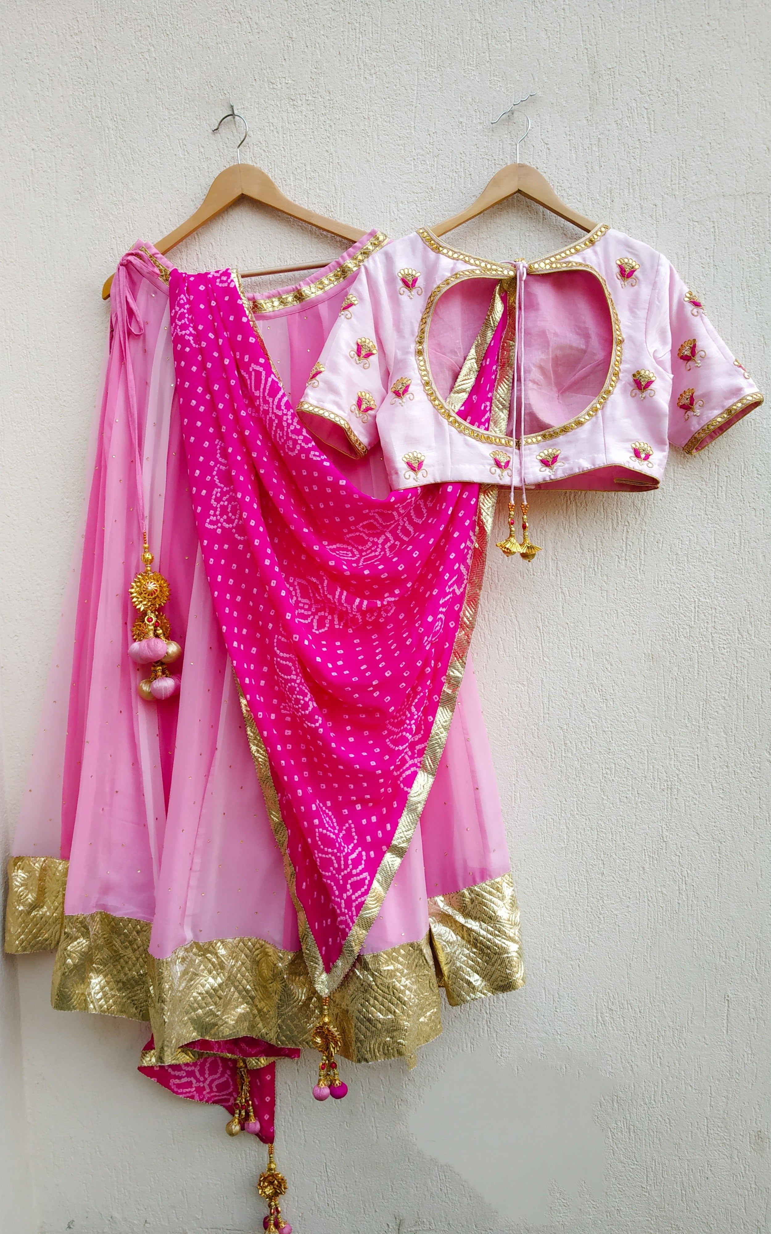 Buy Rani Pink Bandhej Dupatta Online at LabelKanupriya.