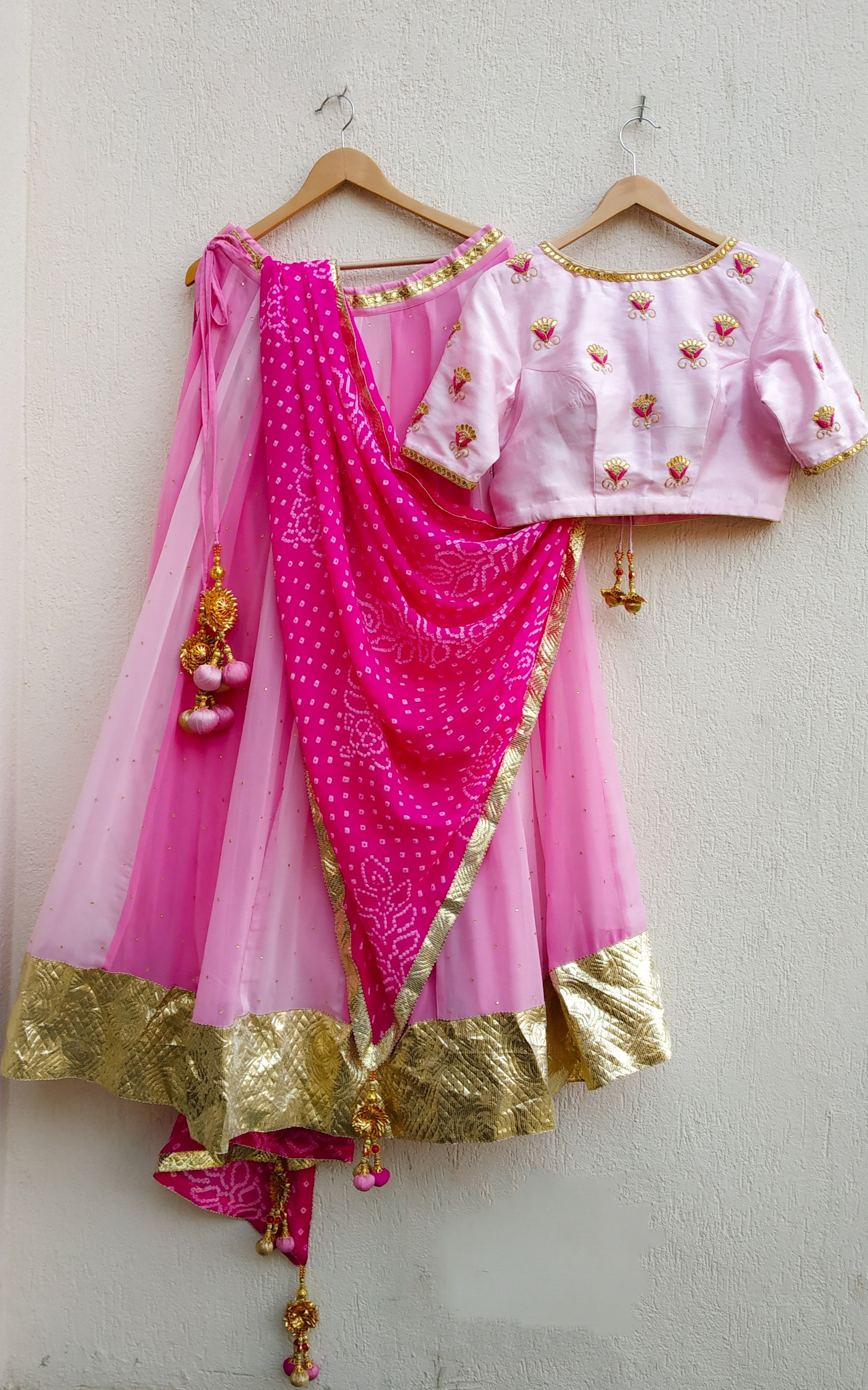 Buy Rani Pink Bandhej Dupatta Online at LabelKanupriya.